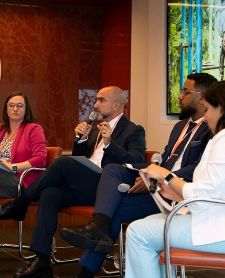 Photo 5915817821449423655 X